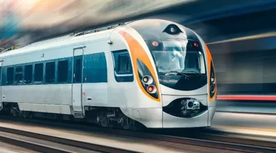 train en pleine vitesse