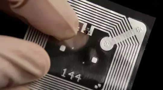 puce electronique RFID