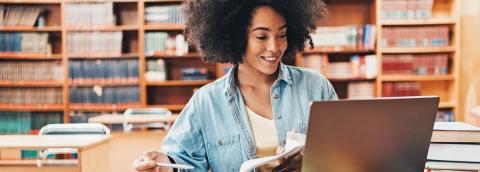 femme etudiant